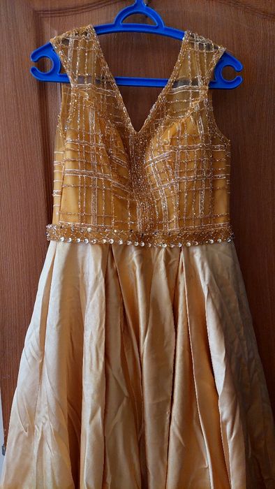 Нарядные пышные платья