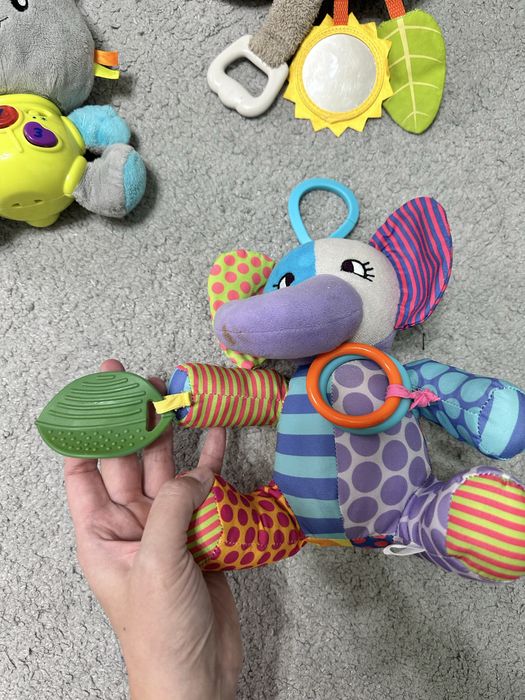 Детские игрушки от 6 месяцев