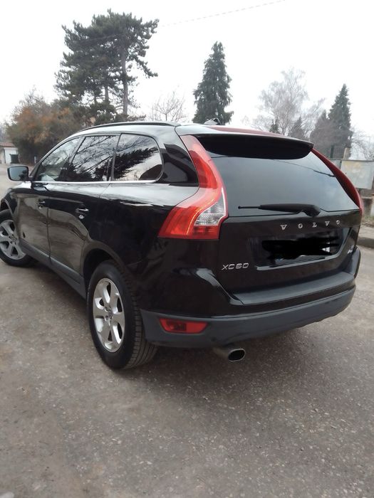 ВОЛВО XC60  дизел 2009 г. В ДВИЖЕНИЕ, кара се ежедневно!