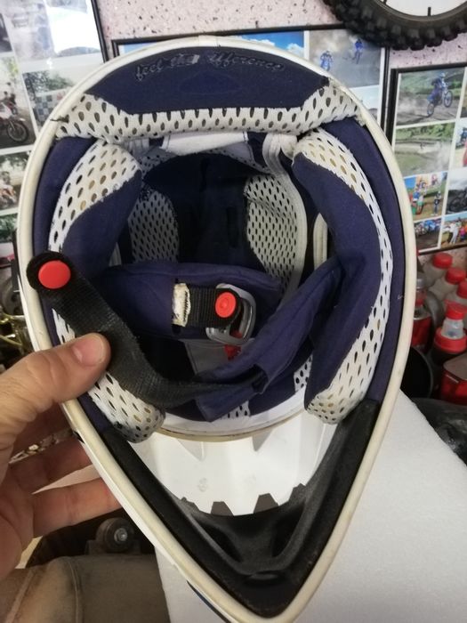 Кормило  каска airoh мото крос /ендуро /атв