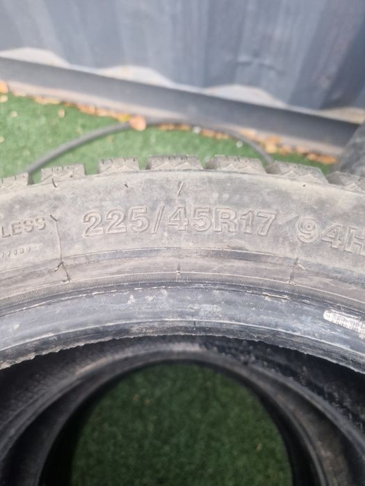 Продам шины 225/45R17