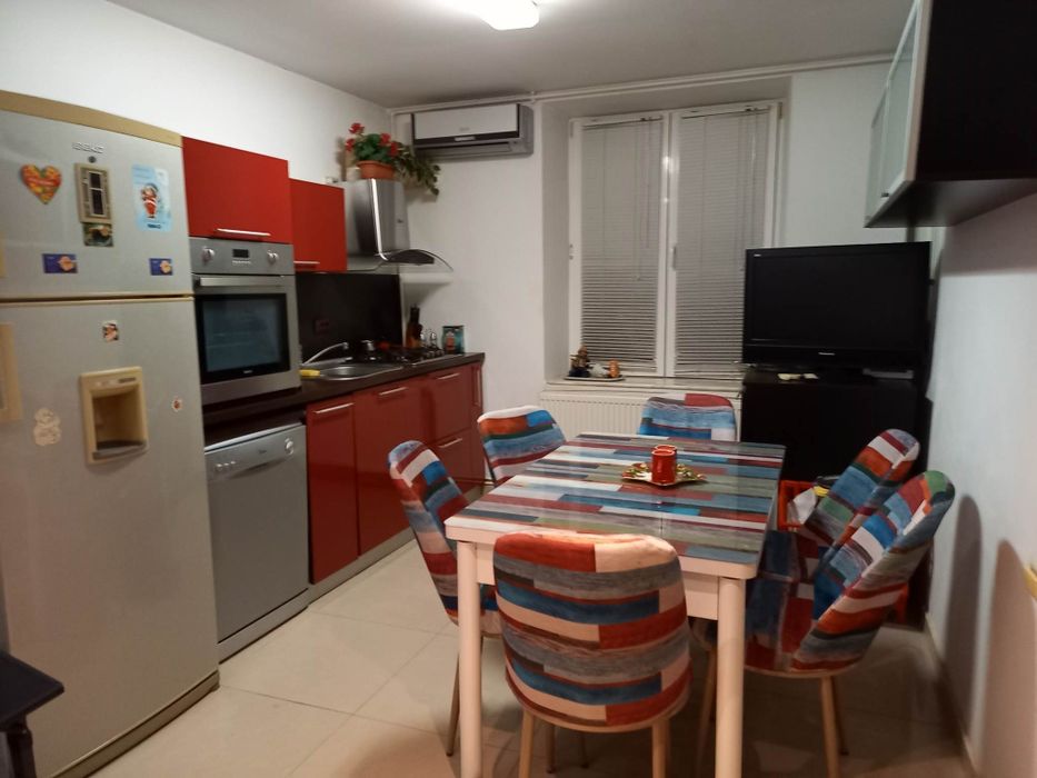 Vând apartament 2 camere dec confort o