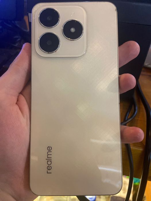 продам realme c62 б/у