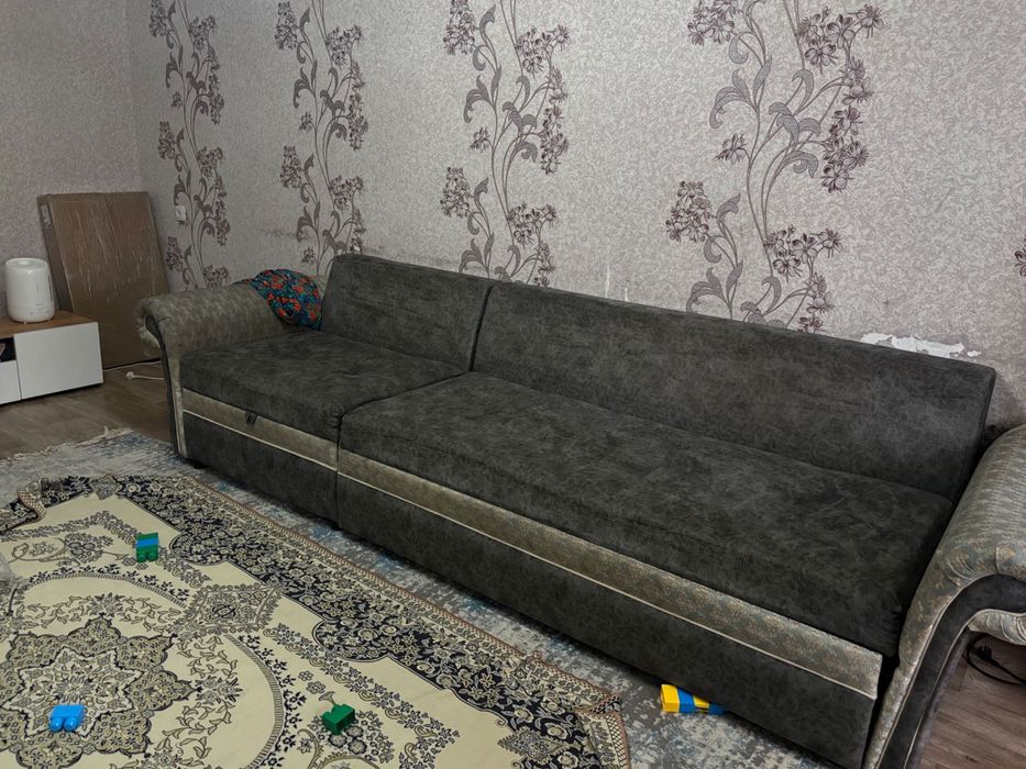 Продам хороший Диван