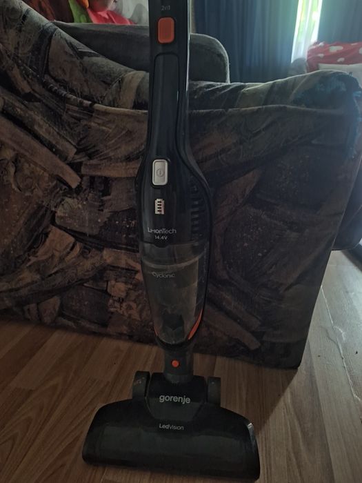 Aspirator vertical 2in1 Gorenje, fără fir