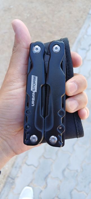 Продаётся мультитуль оригинал.