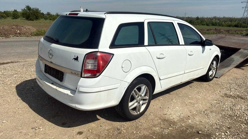 Dezmembrez Opel Astra H / 1.3 CDTI / 1.5CDTI / 1.9 CDTI