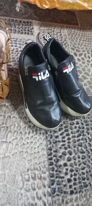 Продам обувь.в хорошем состоянии