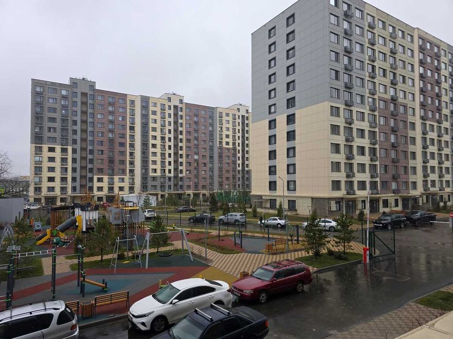 Продам 3ком. квартиру Райымбека 210/11 — Ауэзова - View 2