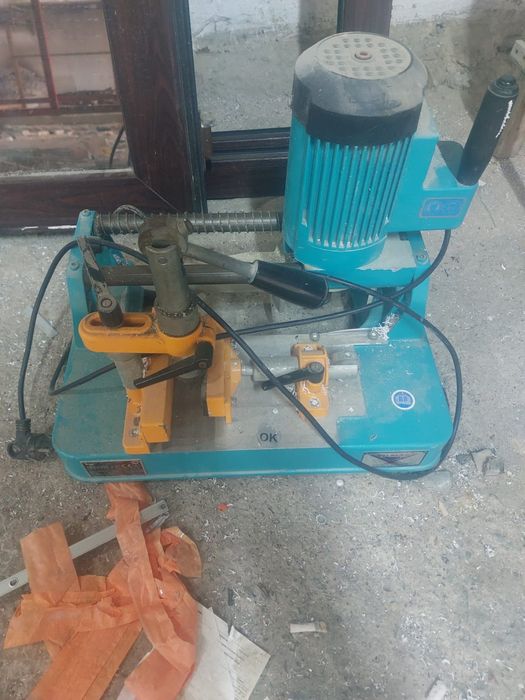 Станки пластиковые окон