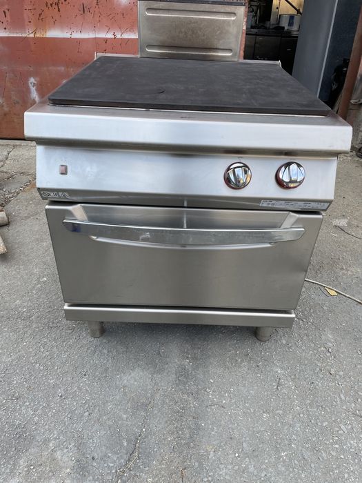 Печка с газова фурна GN 2/1 и газова плоча Angelo po