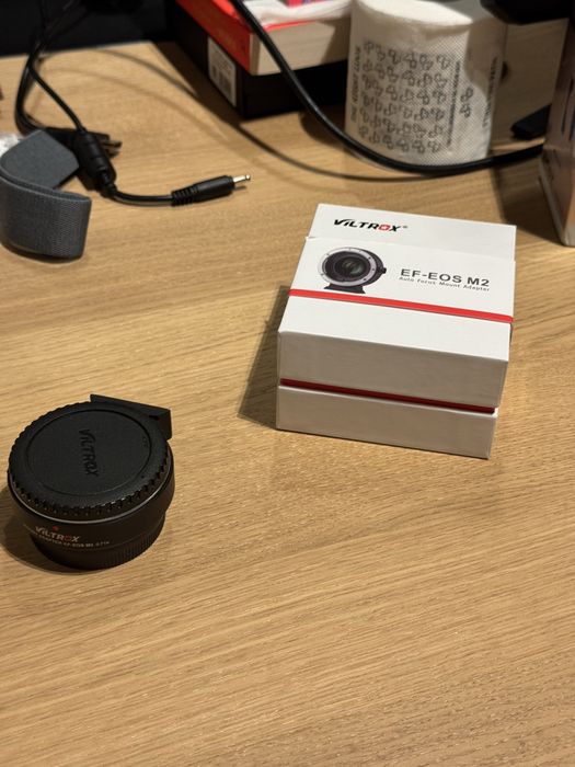 Canon m50 с 3 обектива, трипод, чанти и светкавица