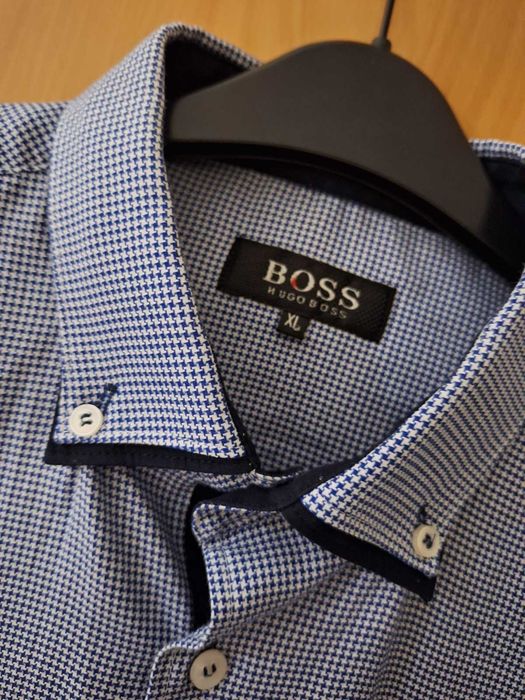 Нова мъжка риза Boss