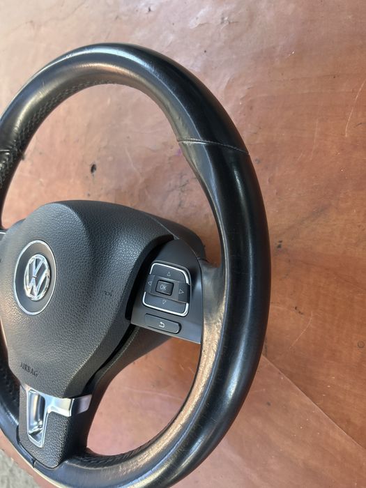 Volan piele cu comenzi vw golf 6 an 2009-2014