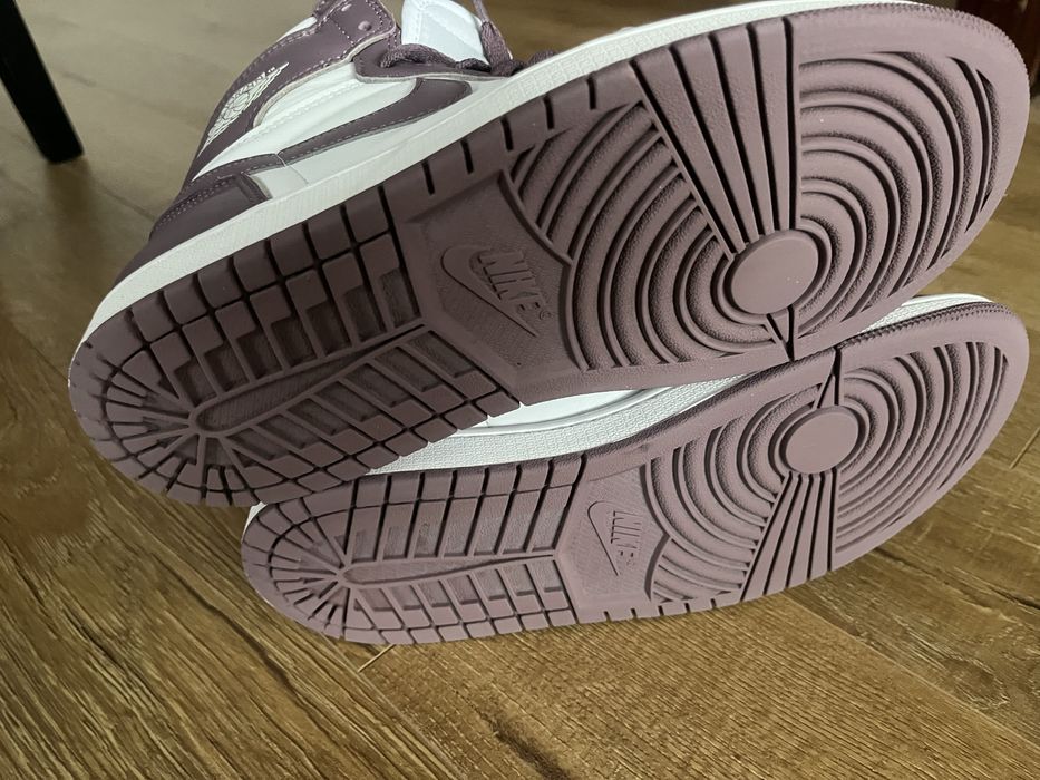 Air Jordan 1 Retro High OG Mauve # 42