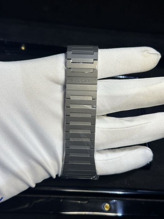 Bulgari Octo Finissimo Titanium