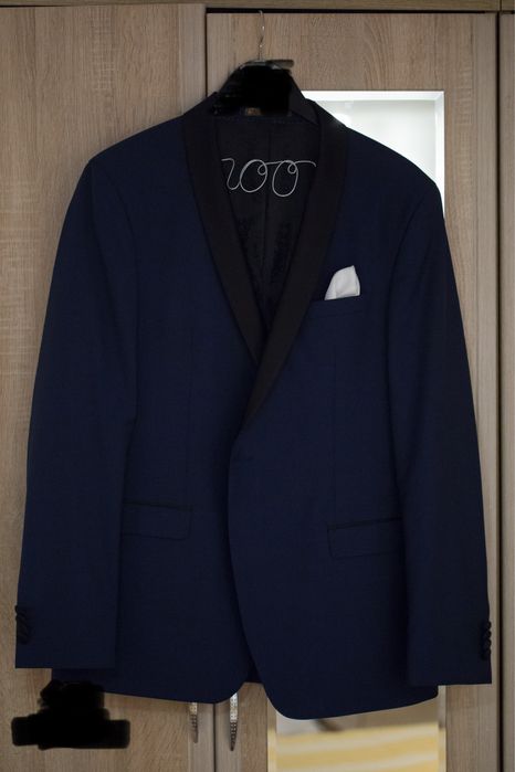 Vand costum Trends by Adina Buzatu