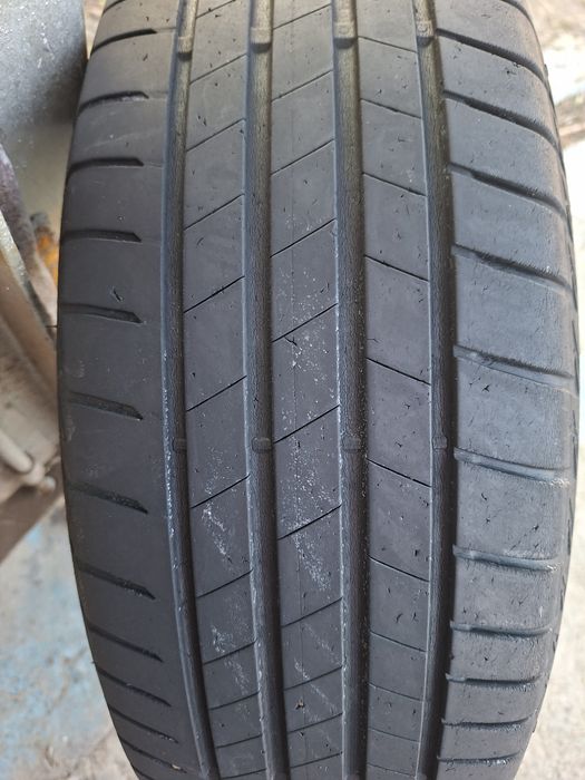 Продам шину 195/65/15 бриджестон