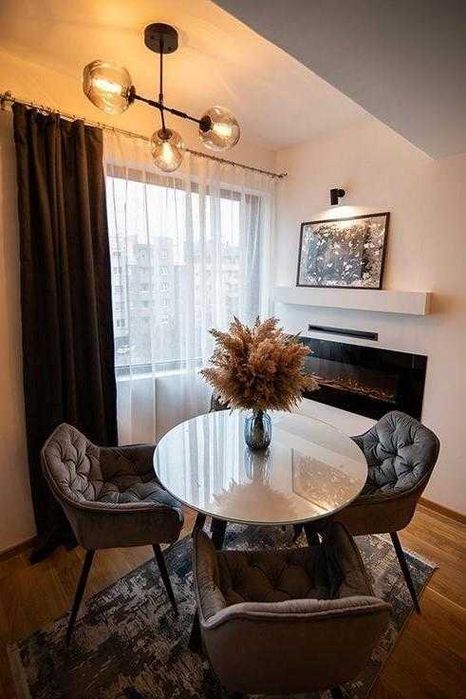 Дава се под наем Двустаен апартамент в Бургас, Център - 63 кв.м за 204 € - Снимка #2