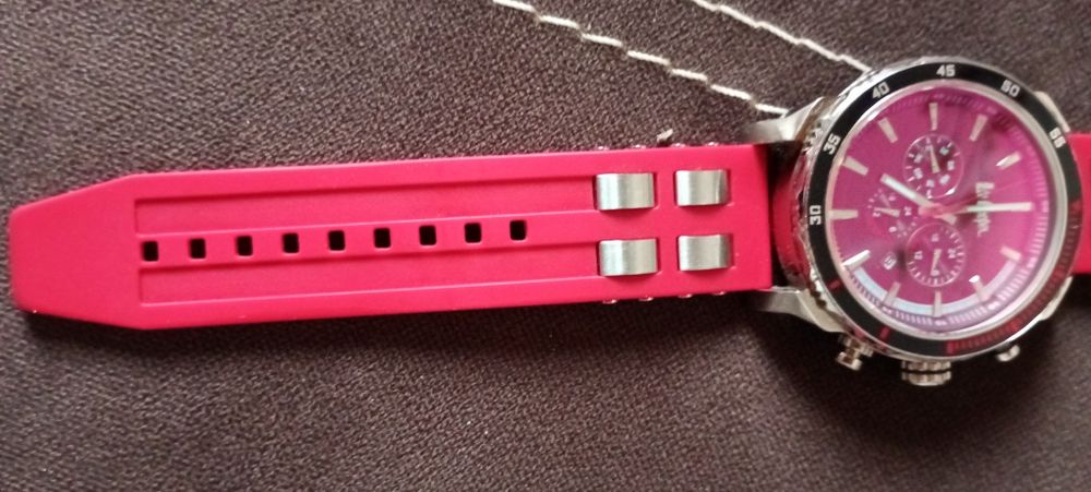 Ceas mecanic Lee Cooper – rezistent la apă