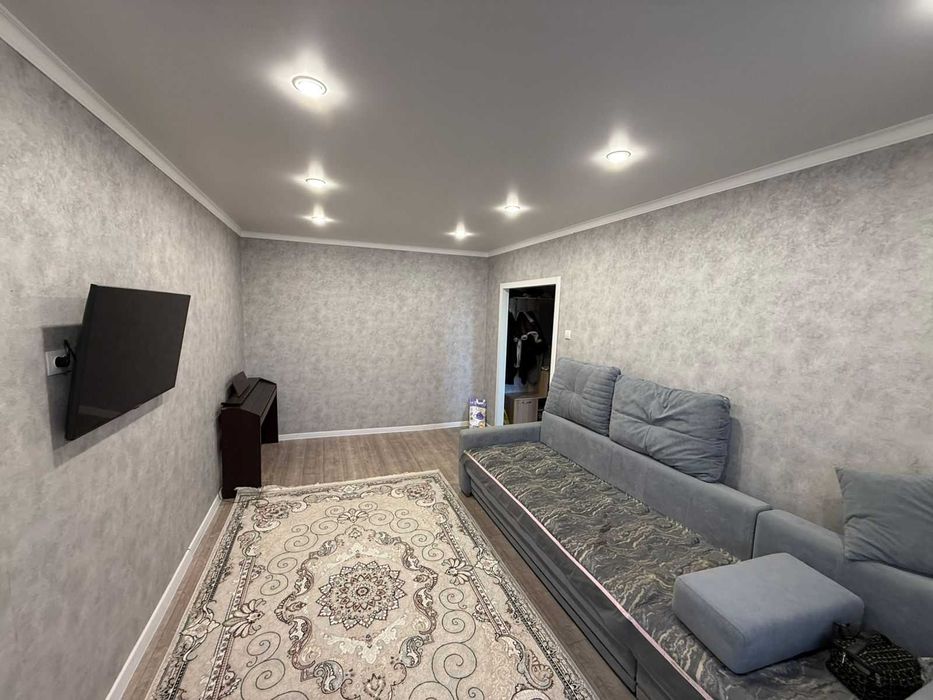 Продам 2 ку беркимбаева 96 9мкр