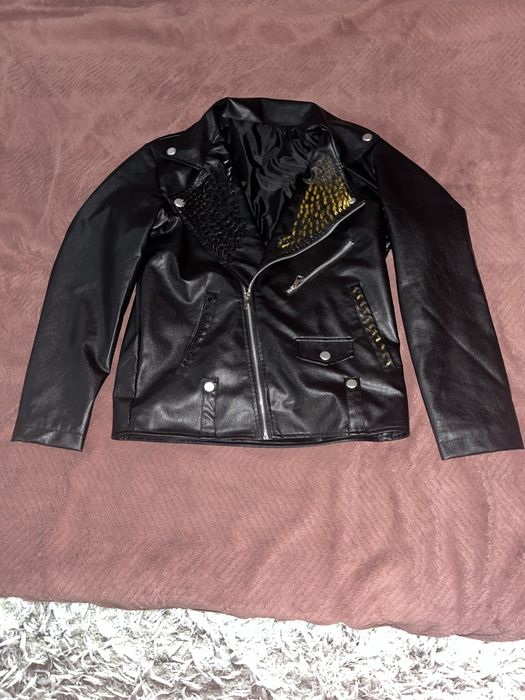 Geaca  de  piele