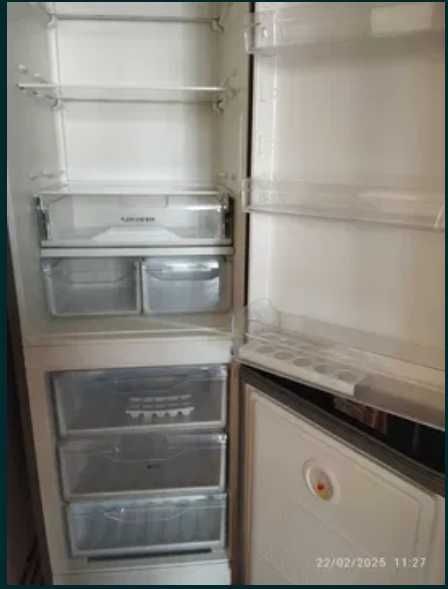 Продам холодильник Indesit DS 4200 SB