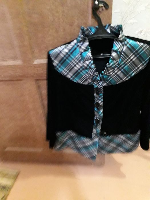 Продам вещи  женские нарядные