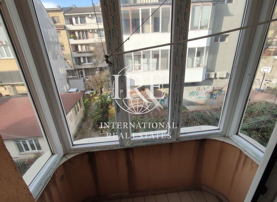 Продава се Тристаен апартамент в Варна, Колхозен пазар - 65 кв.м за 1413 €/кв.м - Снимка #6