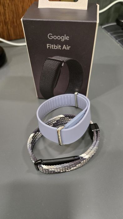 Google Fitbit Air фитнес браслет