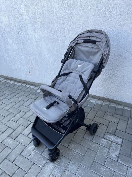 Carucior sport Joie Pact