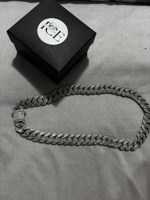 Lant ice concept cuban