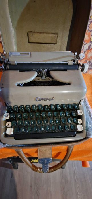 Пишеща машина Consul ZP-183 744