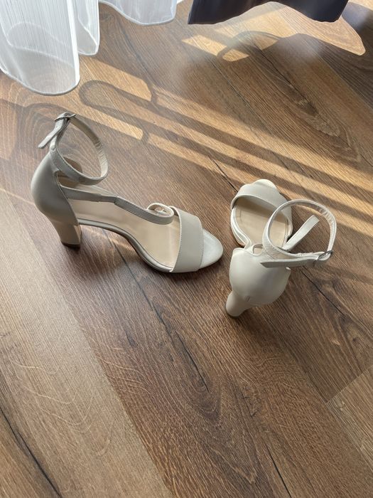 Sandale din piele mireasa