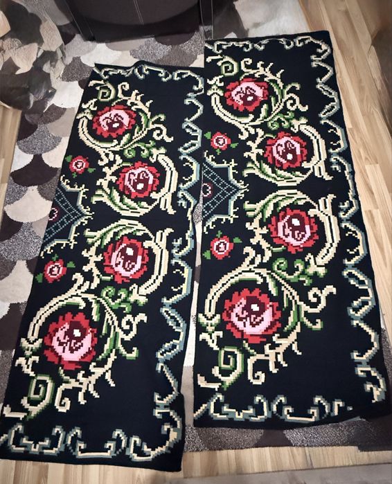 Covor țăranesc din lana cusut manual în razboi