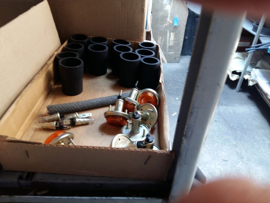 Авточасти едрогабаритни части за руски коли лада нива москвич и други