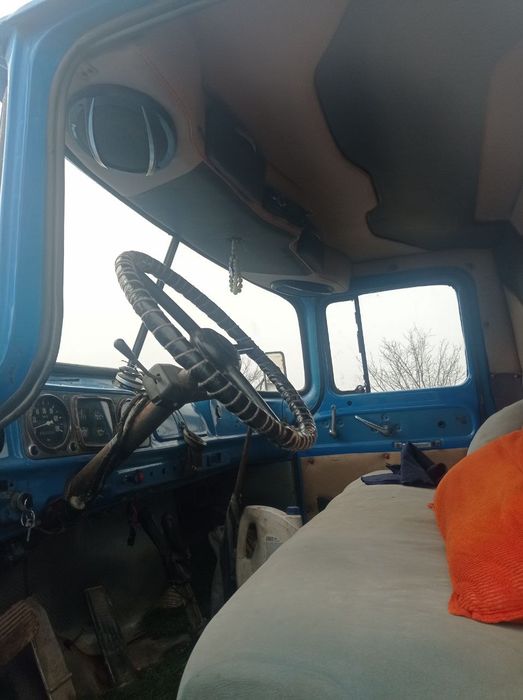 Зил юрибтурибти ишга тайор харажати йок йили 1979 .урал матор.