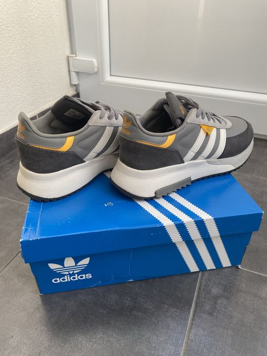 Маратонки Adidas