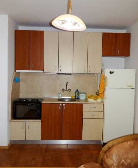 Дава се под наем Едностаен апартамент в Бургас, Възраждане - 48 кв.м за 155 € - Снимка #3