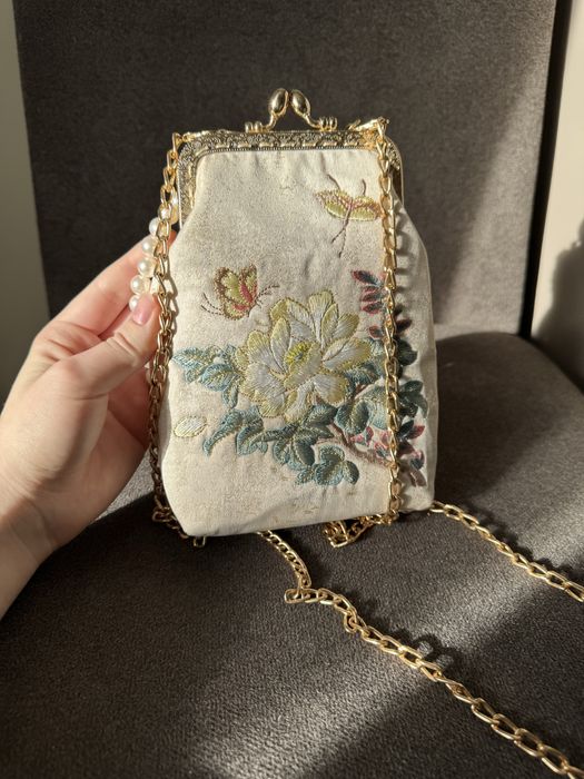 Театральная вечерняя сумка в ретро стиле