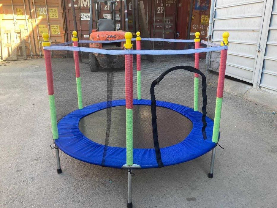 Батут детский каркасный с защитной сеткой batut detskiy batud для дома