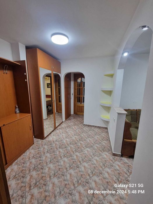 Apartament 2 camere decomandat zona Nicolina II