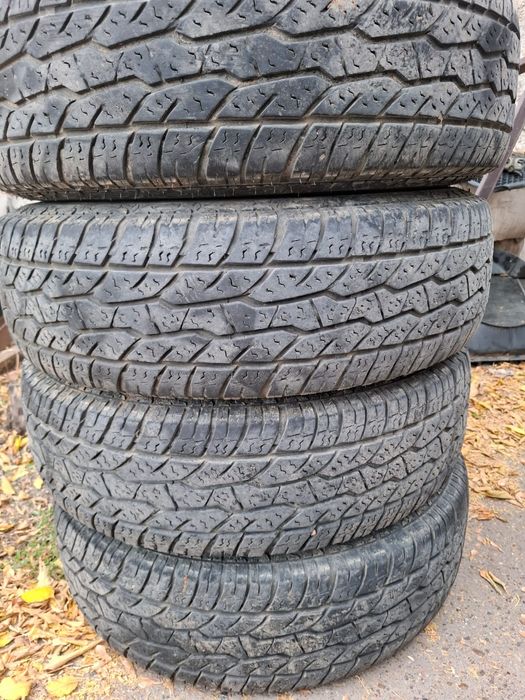 Продам шины 225/75/16 б/у