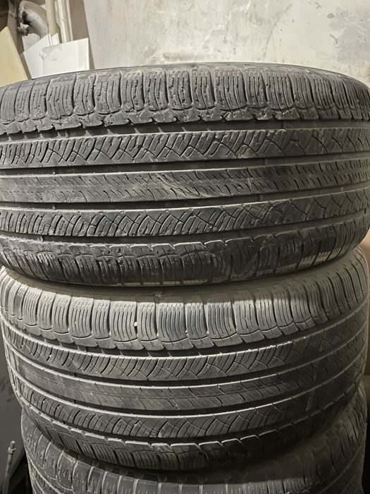 Шины лето 255,55 р18 мишлен