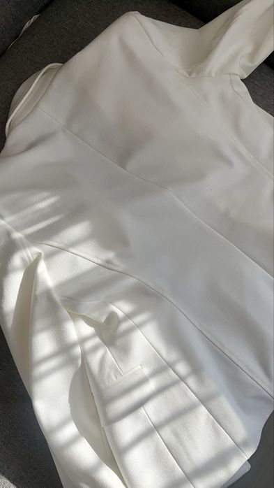 Sacou elegant Zara cu butoni XL
