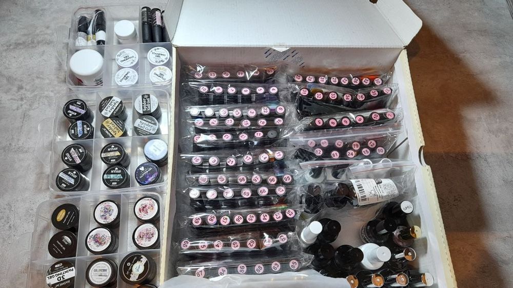 Товары для мастера маникюра