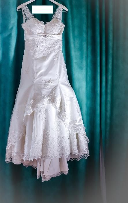 Rochie de mireasa  cu trena detasabila si voal