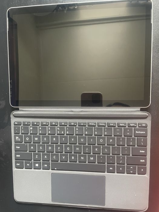 Microsoft Surface Go 2 – 64GB + Оригинална клавиатура с подсветка