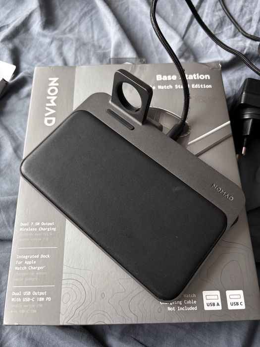 Nomad Leather Power Delivery Base Station Apple Watch Wireless Charger
