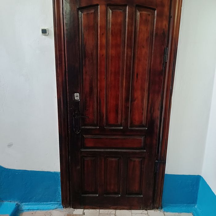 Железная дверь входная